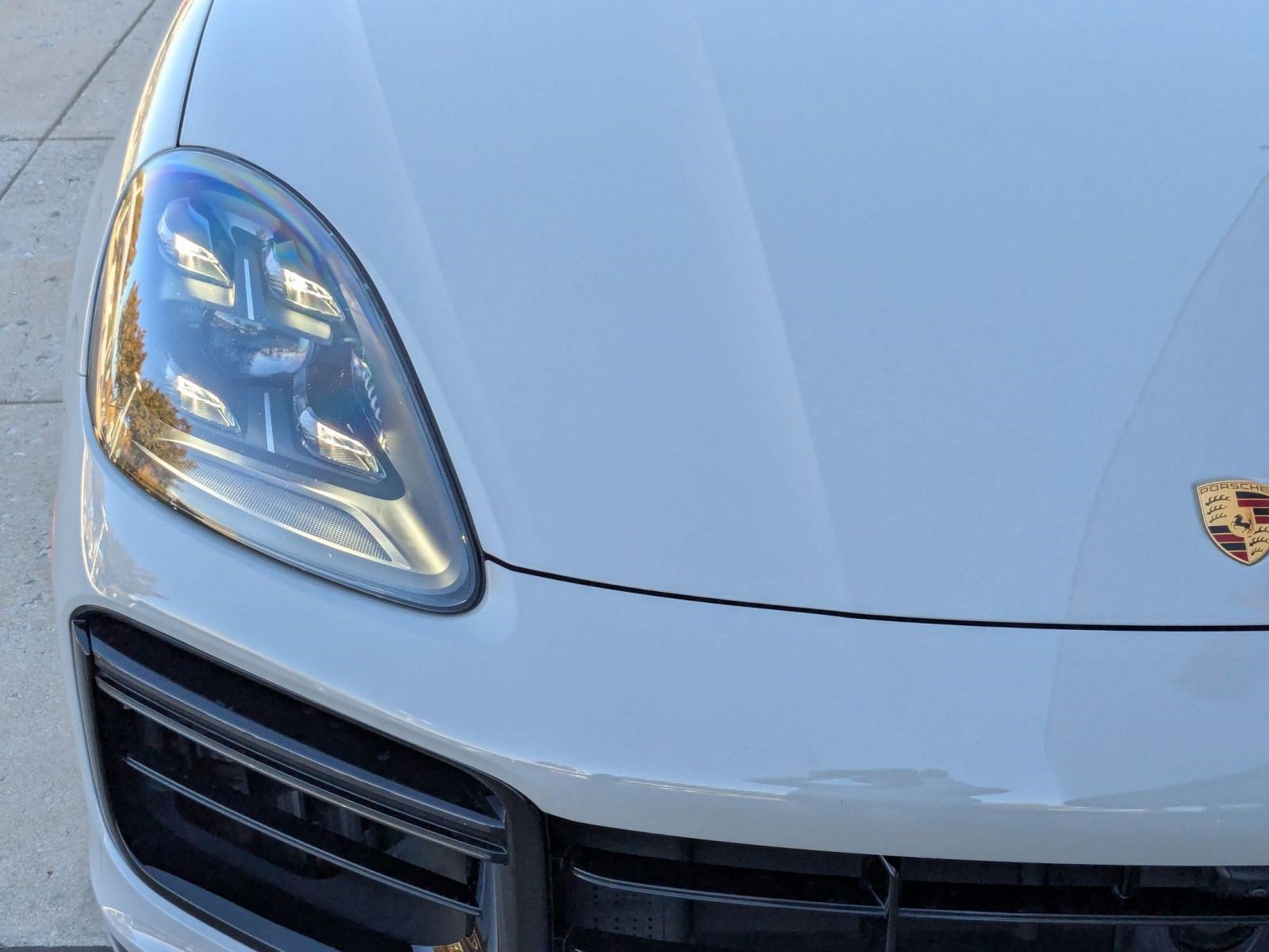 Used 2022 Porsche Cayenne Turbo S image 12