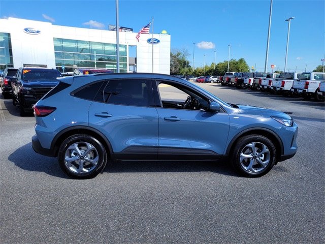 New 2026 Ford Escape ST-Line Select w/ Tech Pack #2 AWD/4WD image 46
