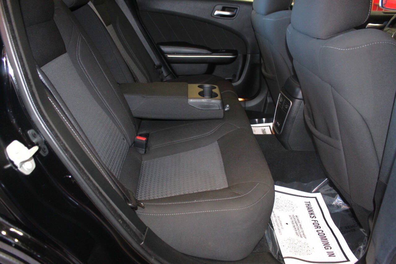 Used 2023 Dodge Charger SXT RWD image 11