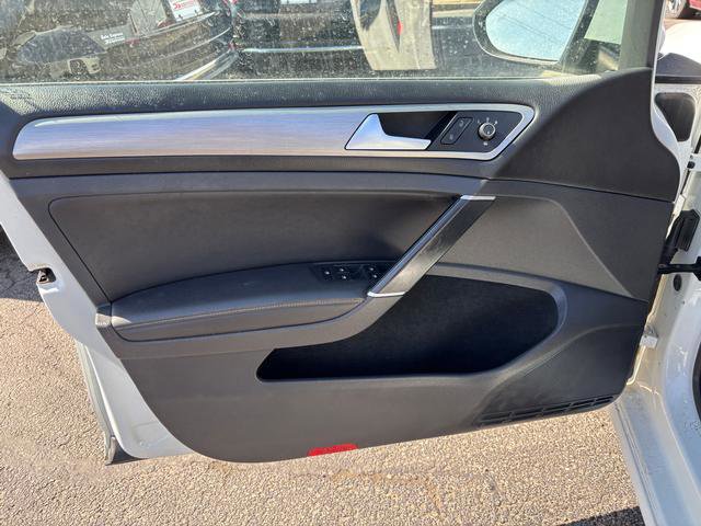 Used 2016 Volkswagen Golf 4dr Auto TSI image 10