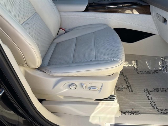 Certified 2024 Cadillac Escalade Premium Luxury Platinum w/ LPO, Floor Liner Package image 16