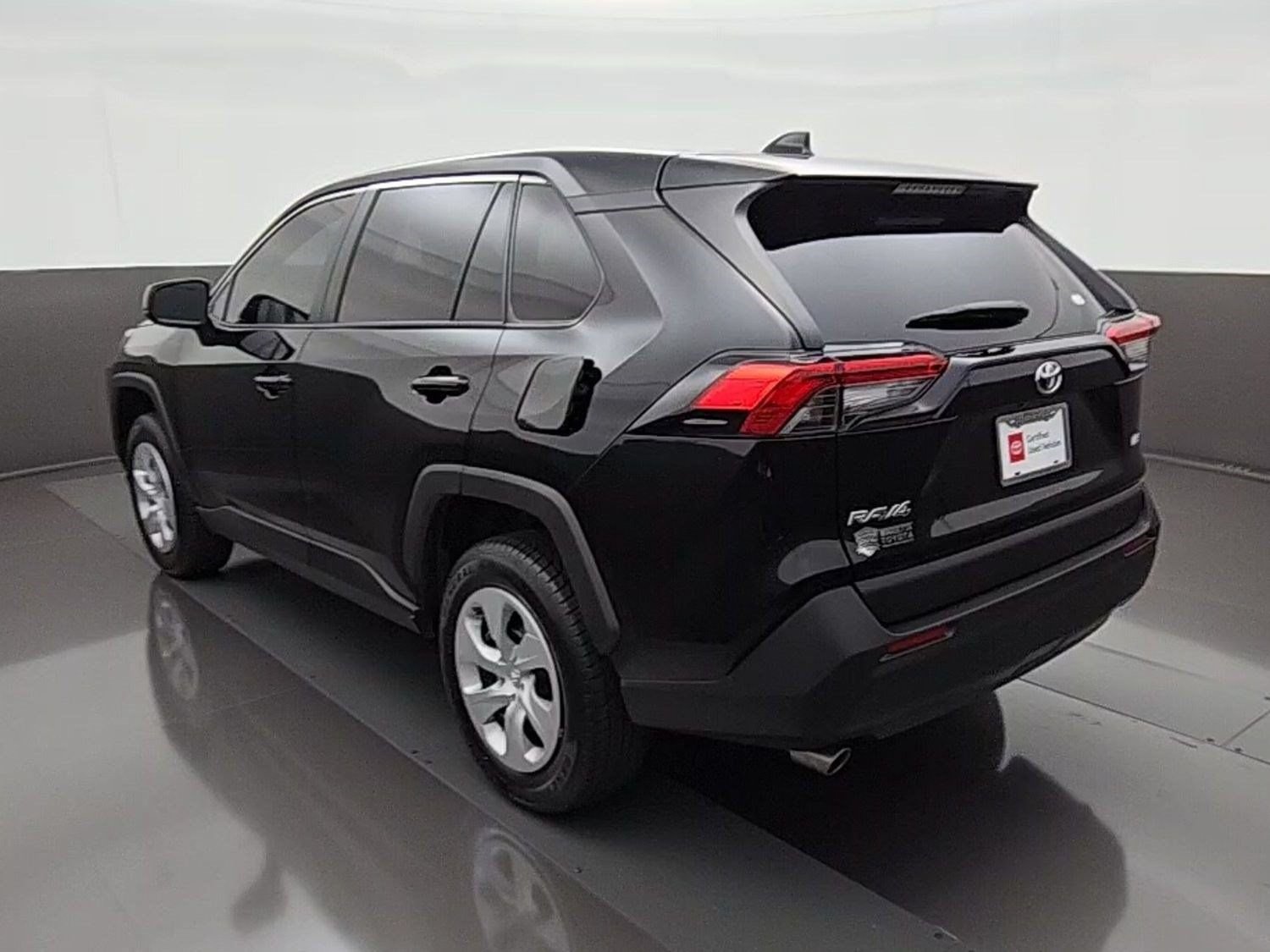 Certified 2025 Toyota RAV4 LE FWD image 7