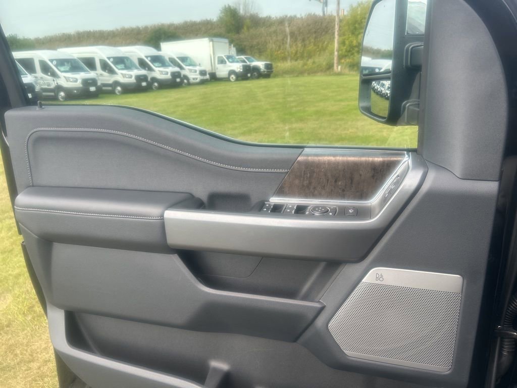 New 2026 Ford F250 Lariat image 10