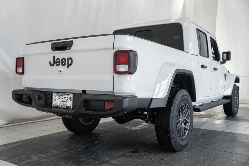 New 2026 Jeep Gladiator Sport AWD/4WD image 4