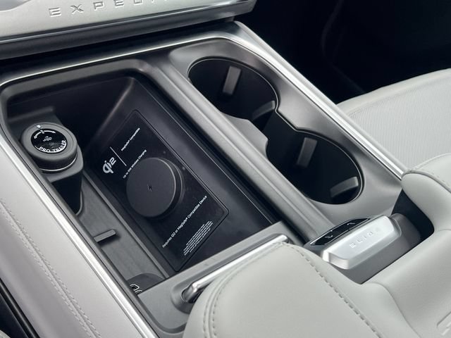 New 2027 Ford Expedition Max Platinum RWD image 24