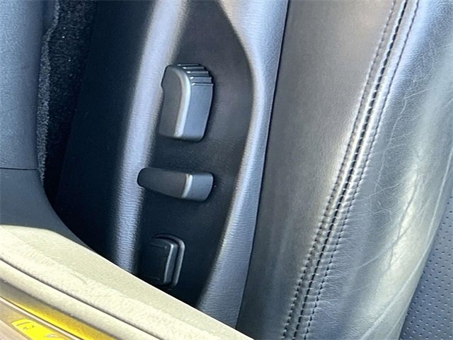 Used 2019 INFINITI Q70 Luxe w/ Proactive Package image 16