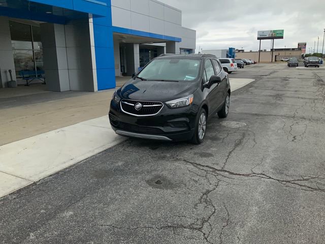 Used 2020 Buick Encore Preferred w/ Safety Package FWD image 2