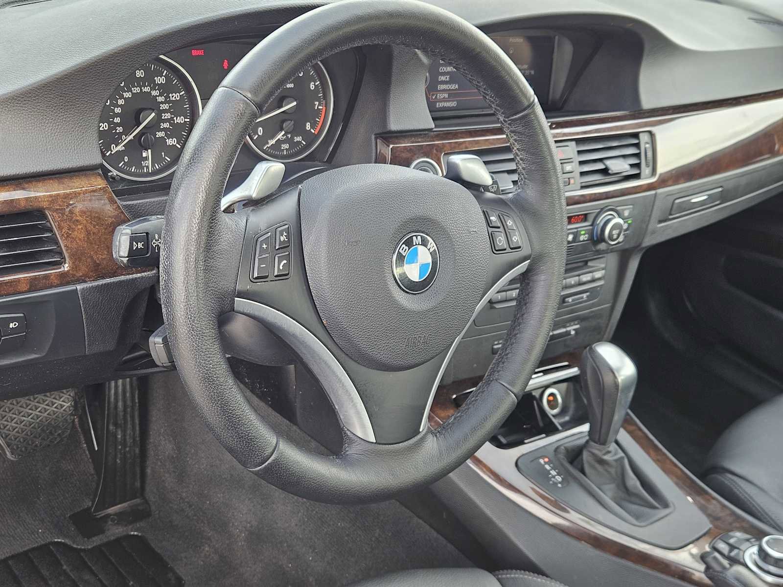 Used 2009 BMW 335i xDrive Sedan image 2