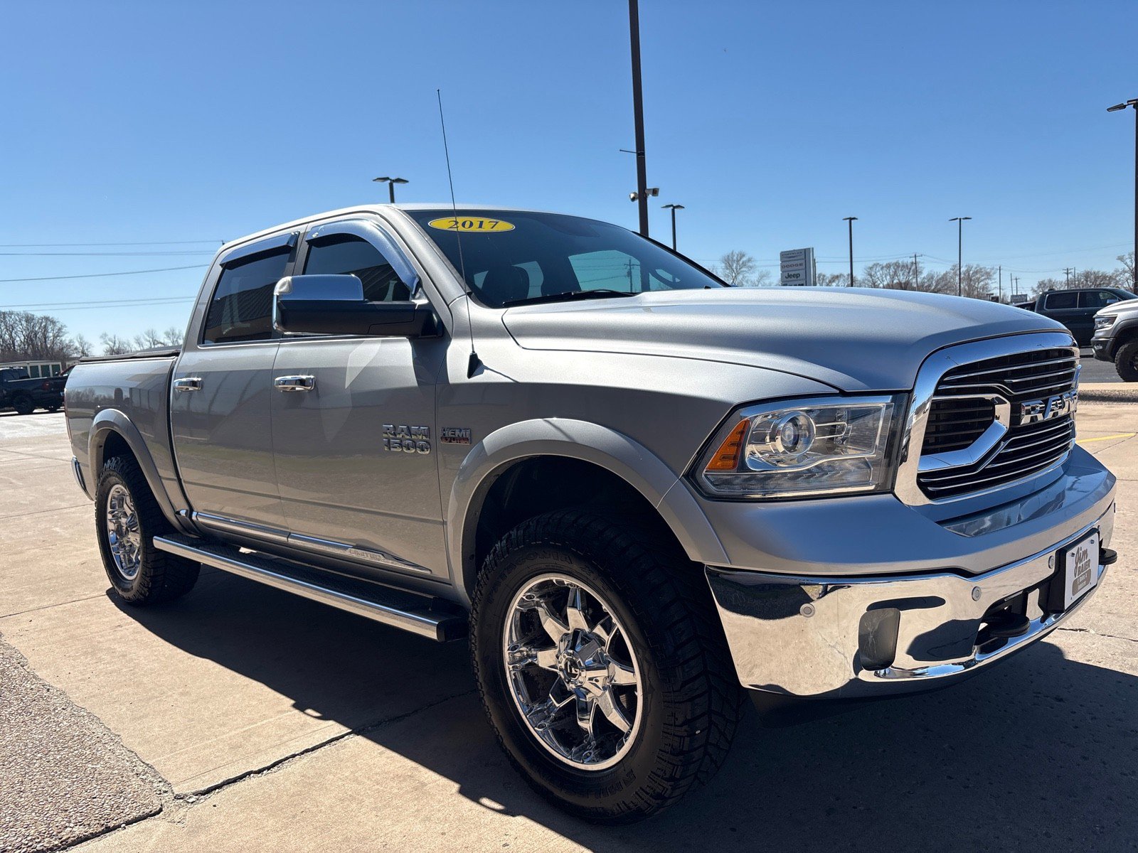 Used 2017 RAM 1500 Limited image 9