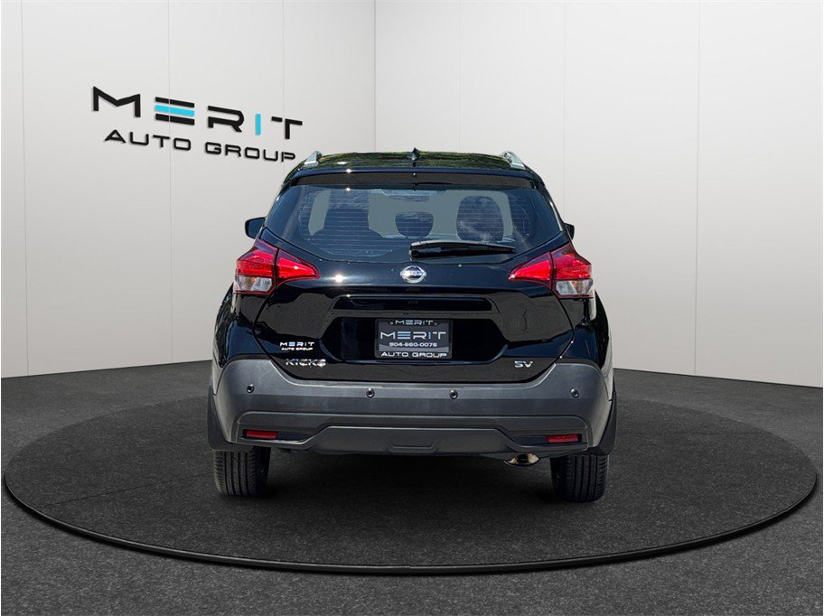Used 2020 Nissan Kicks SV FWD image 8