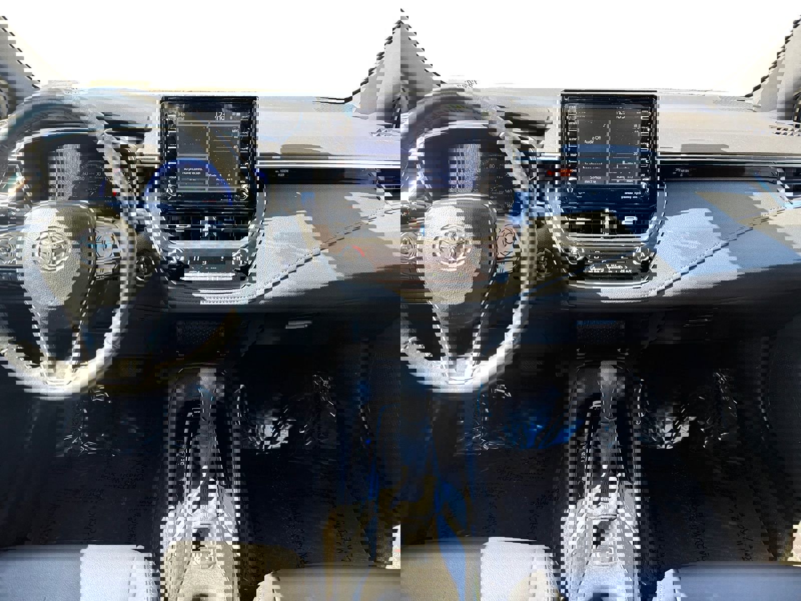 Used 2022 Toyota Corolla XSE w/ Carpet Mat Package (TMS) FWD image 10