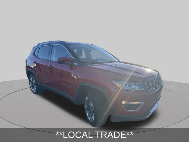 Used 2018 Jeep Compass Limited w/ Navigation Group AWD/4WD image 3