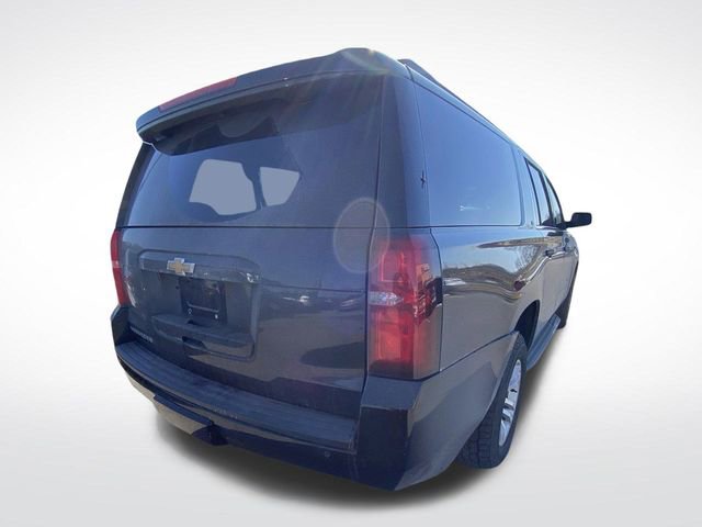 Used 2016 Chevrolet Suburban LT w/ Luxury Package image 8