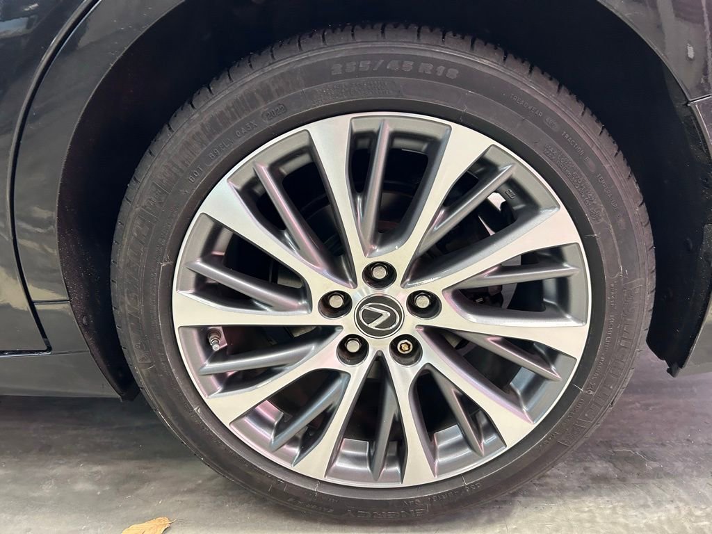 Used 2019 Lexus ES 350 w/ Premium Package image 19