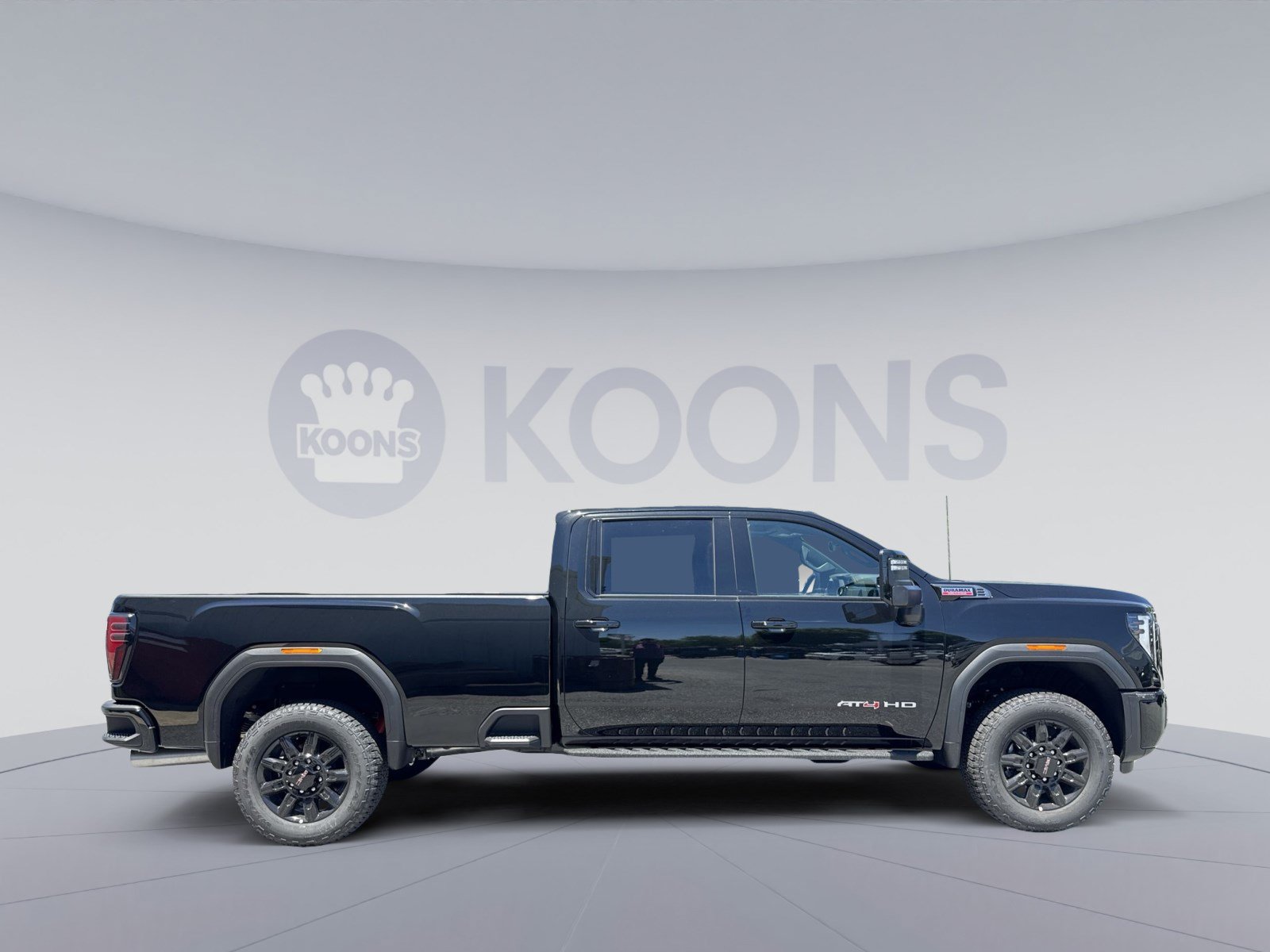 New 2026 GMC Sierra 3500 AT4 w/ AT4 Premium Plus Package AWD/4WD image 7