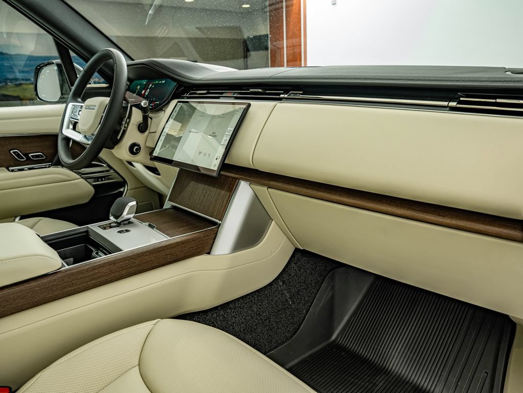 New 2026 Land Rover Range Rover SE AWD/4WD image 34