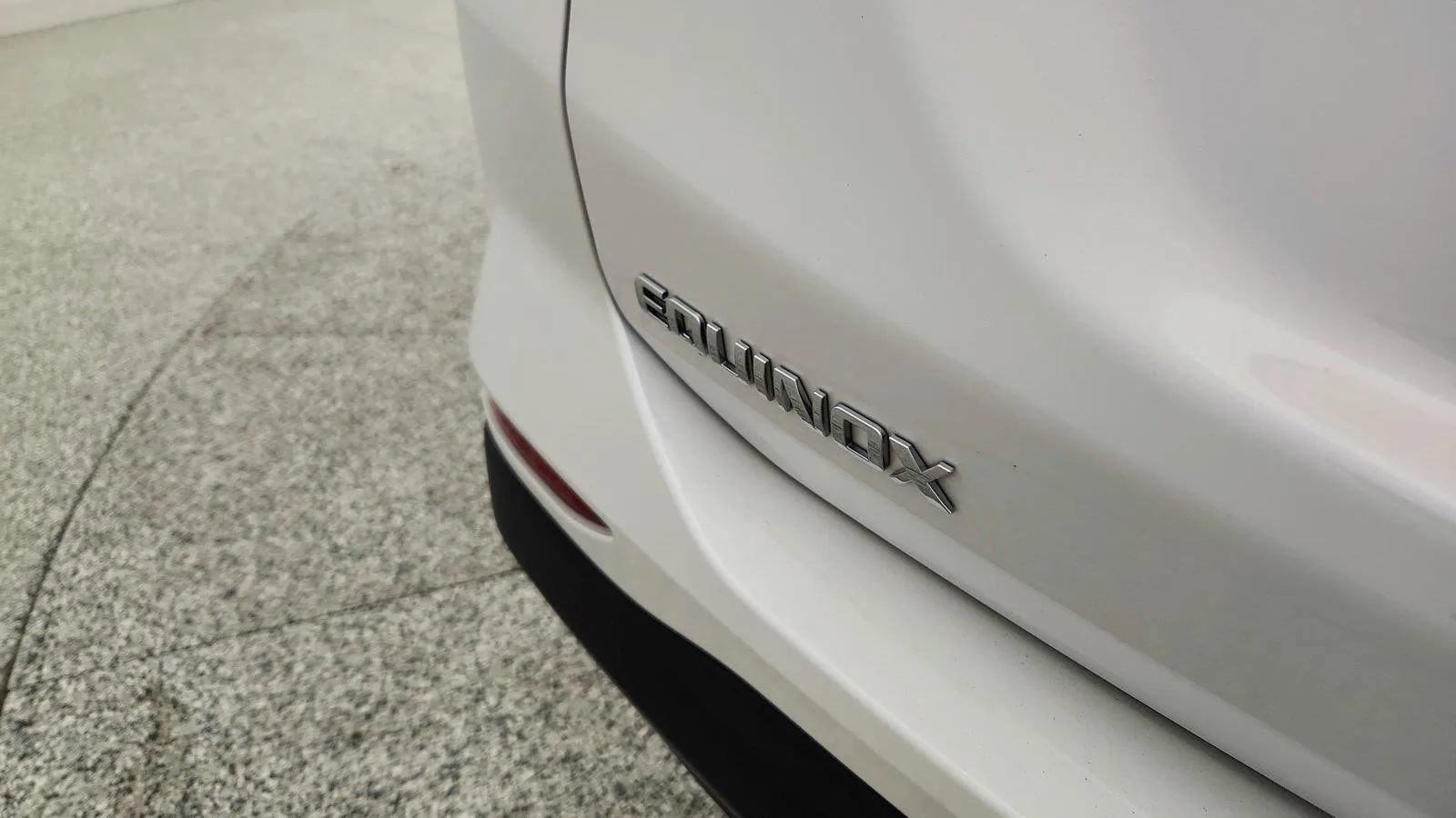 Used 2022 Chevrolet Equinox LT FWD image 35