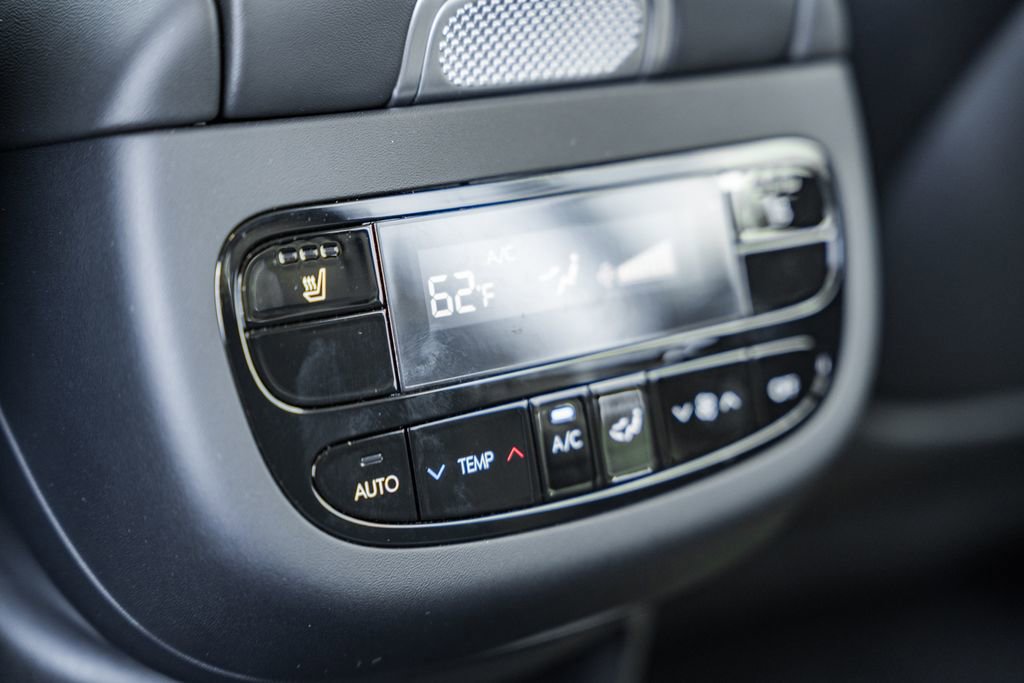 New 2026 Hyundai Ioniq 9 SEL image 30