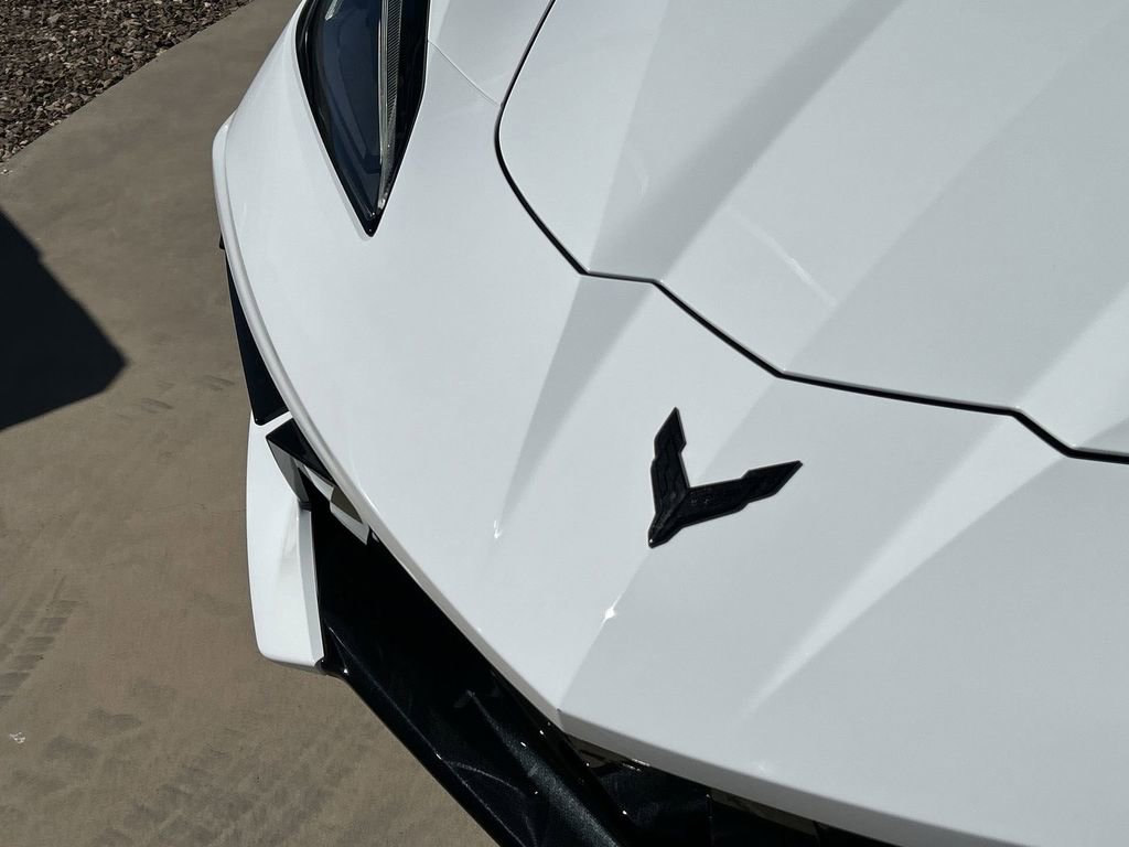 Used 2025 Chevrolet Corvette Stingray Coupe w/ 1LT RWD image 30