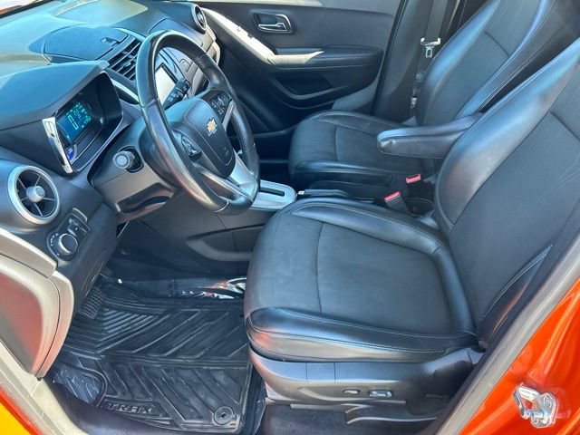 Used 2015 Chevrolet Trax LT w/ LT Plus Package AWD/4WD image 6