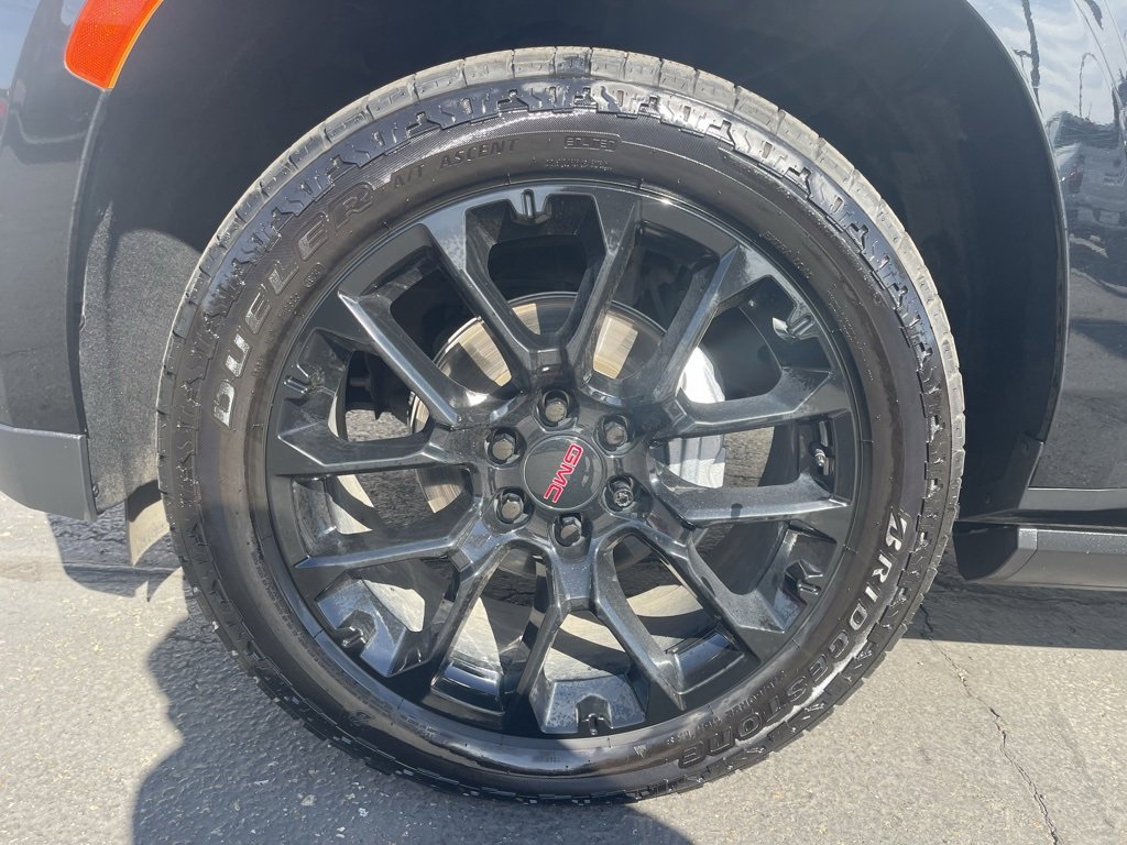 Used 2022 GMC Yukon Denali image 11