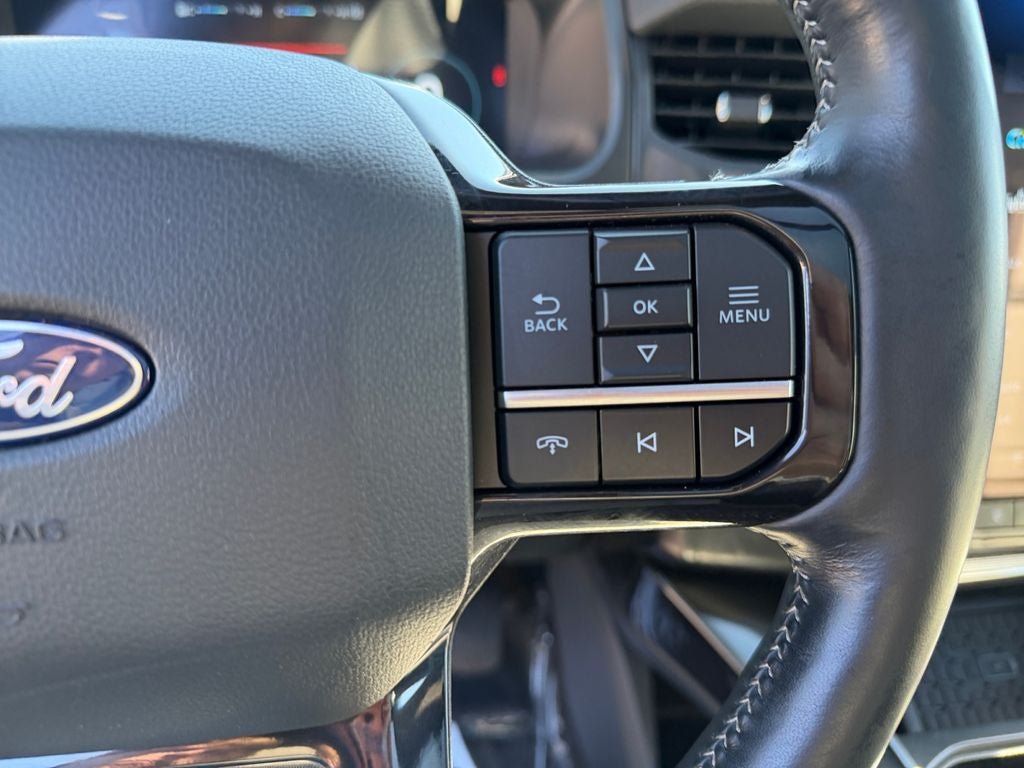 Used 2024 Ford F150 Lightning Platinum AWD/4WD image 16