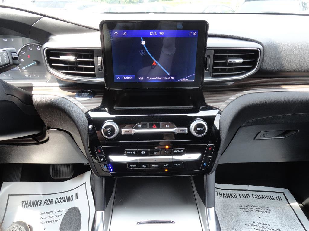 Used 2022 Ford Explorer Limited w/ Equipment Group 301A image 16