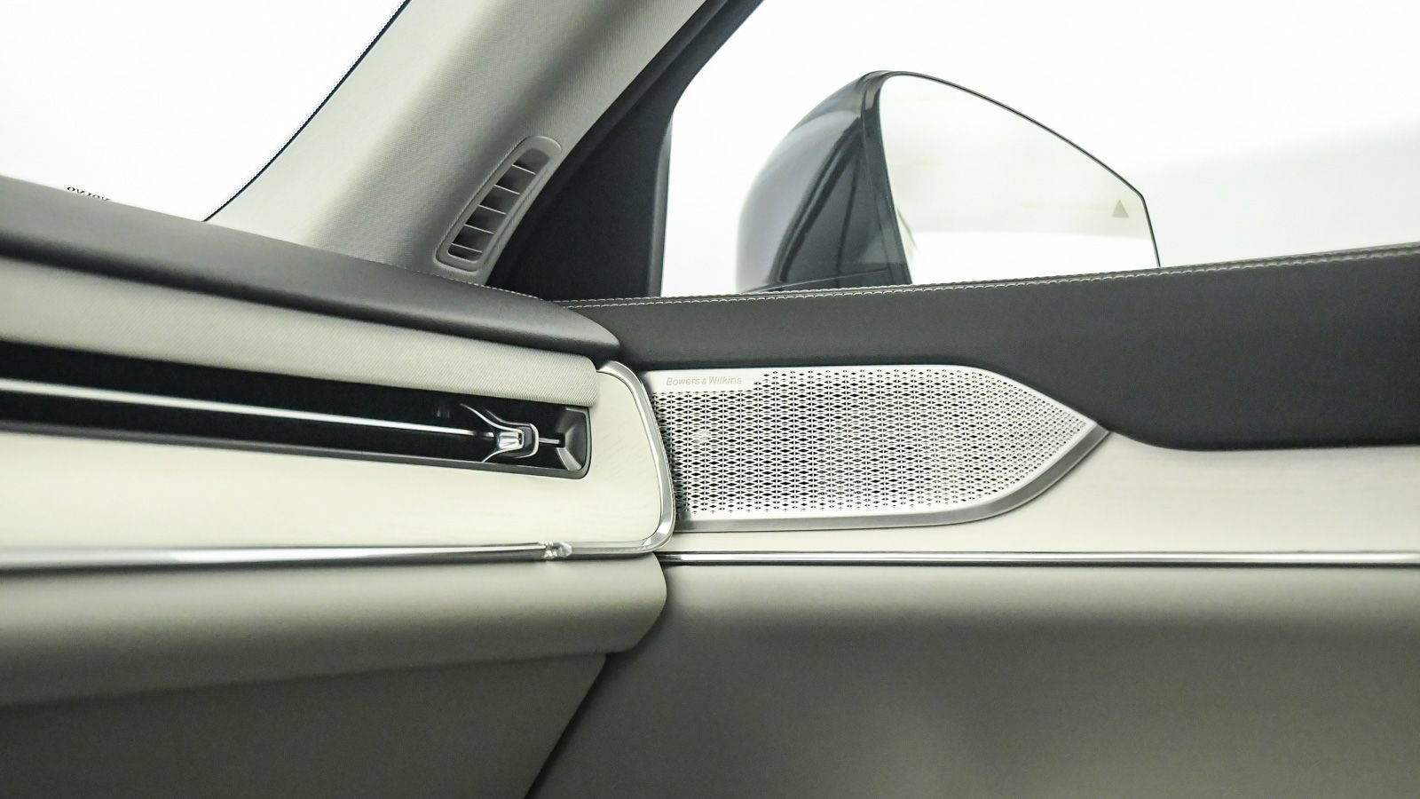 Certified 2025 Volvo EX90 Ultra AWD/4WD image 21