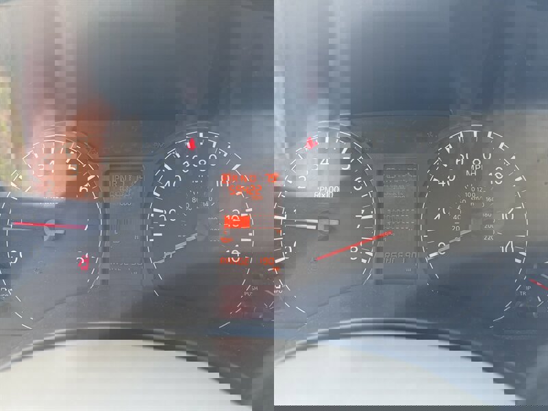 Used 2018 Nissan NV 2500 SV image 13