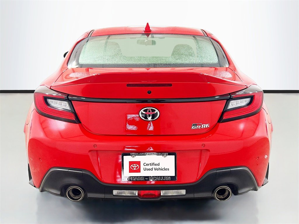 Used 2025 Toyota GR86 Premium image 5
