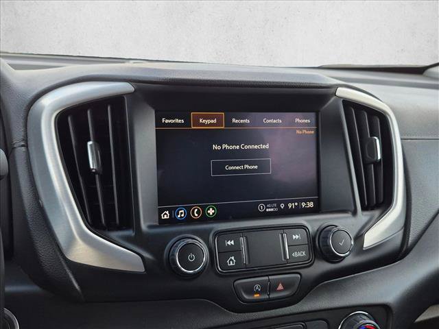 Used 2024 GMC Terrain SLT AWD/4WD image 10