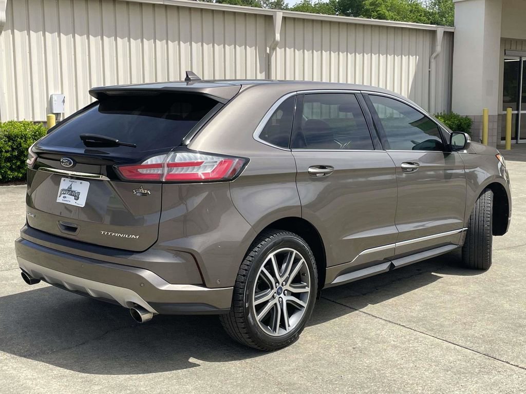 Certified 2019 Ford Edge Titanium w/ Equipment Group 301A image 3
