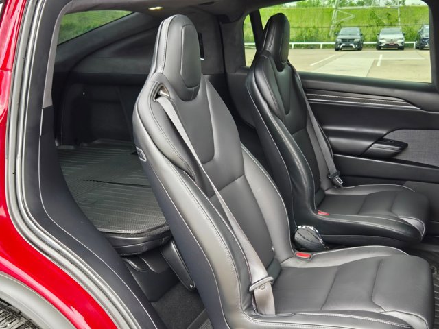 Used 2023 Tesla Model X Plaid image 21