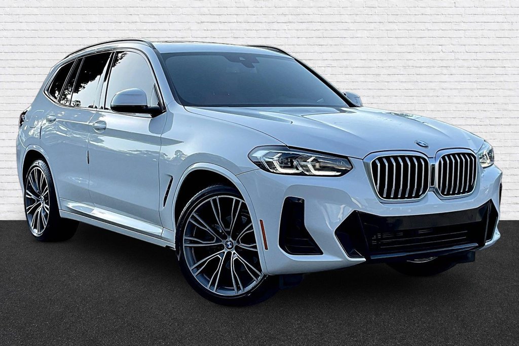 Used 2023 BMW X3 sDrive30i w/ M Sport Package RWD image 3