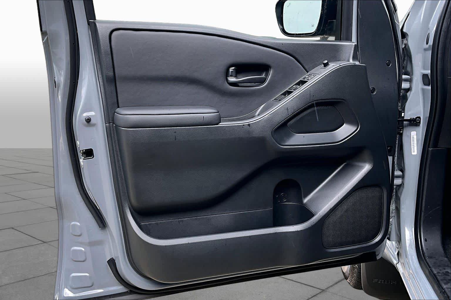Certified 2026 Nissan Frontier SV w/ SV Convenience Package RWD image 21