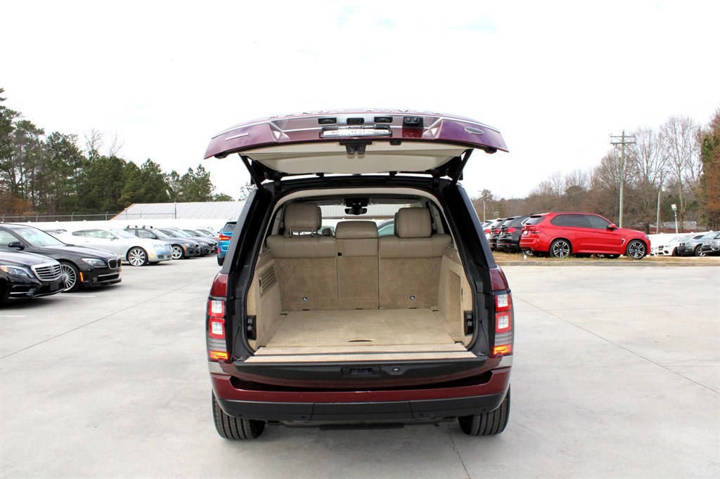 Used 2017 Land Rover Range Rover HSE image 34