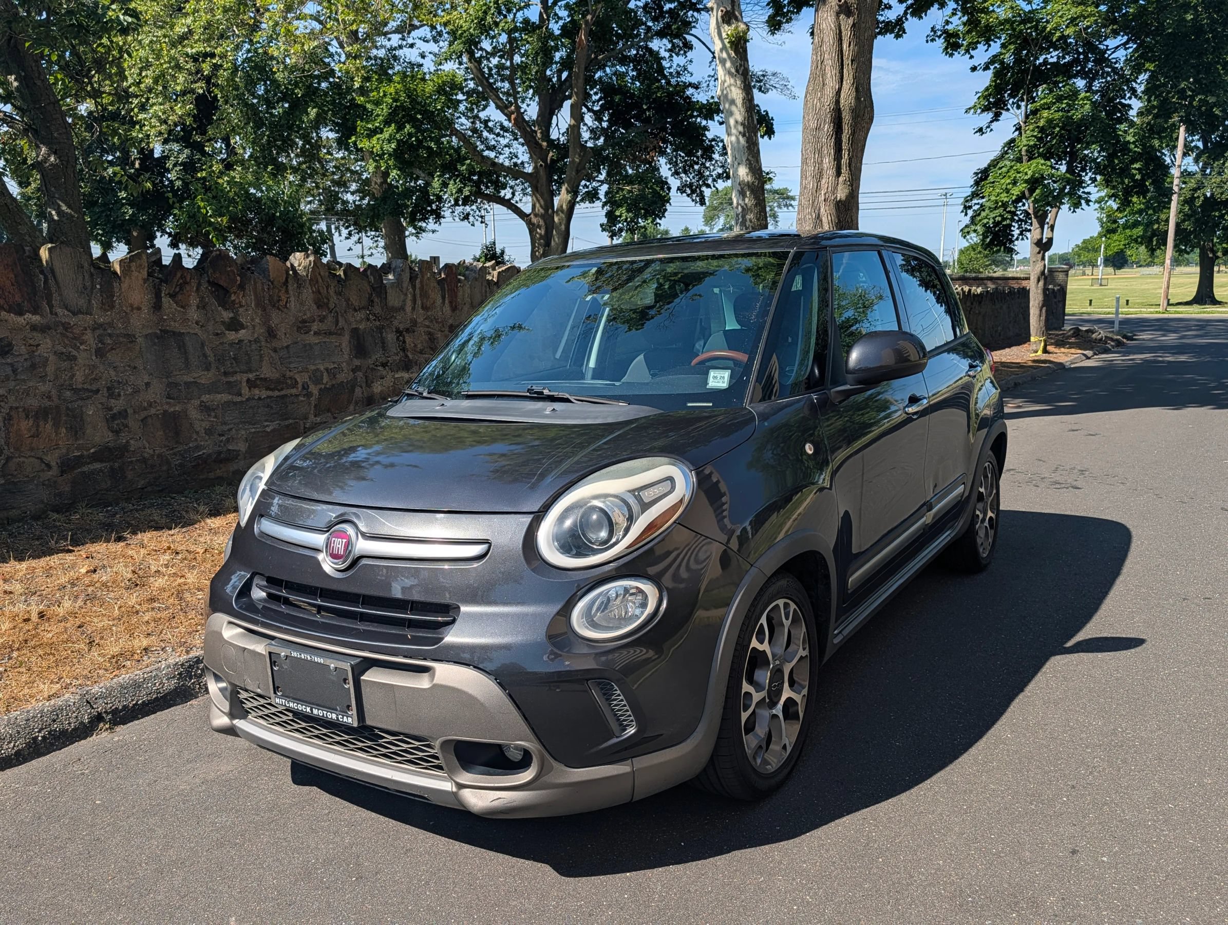 Used 2014 FIAT 500L Trekking w/ Popular Equipment Group FWD image 1
