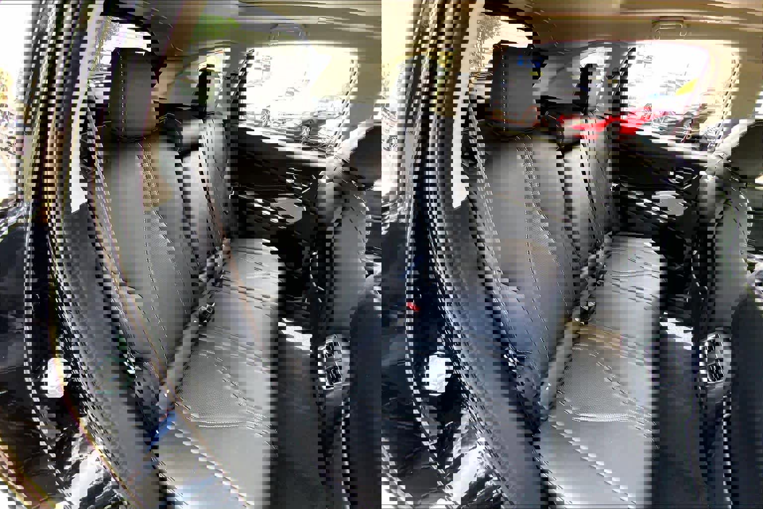 Used 2023 Acura RDX FWD w/ Technology Package image 18