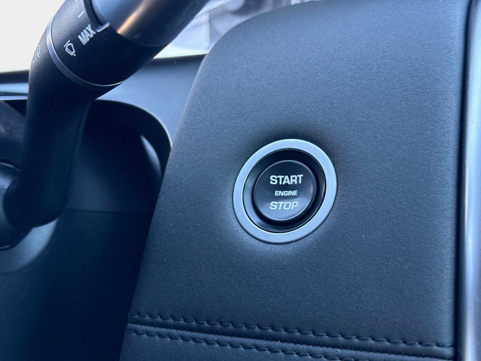 Used 2021 Land Rover Discovery Sport S image 29