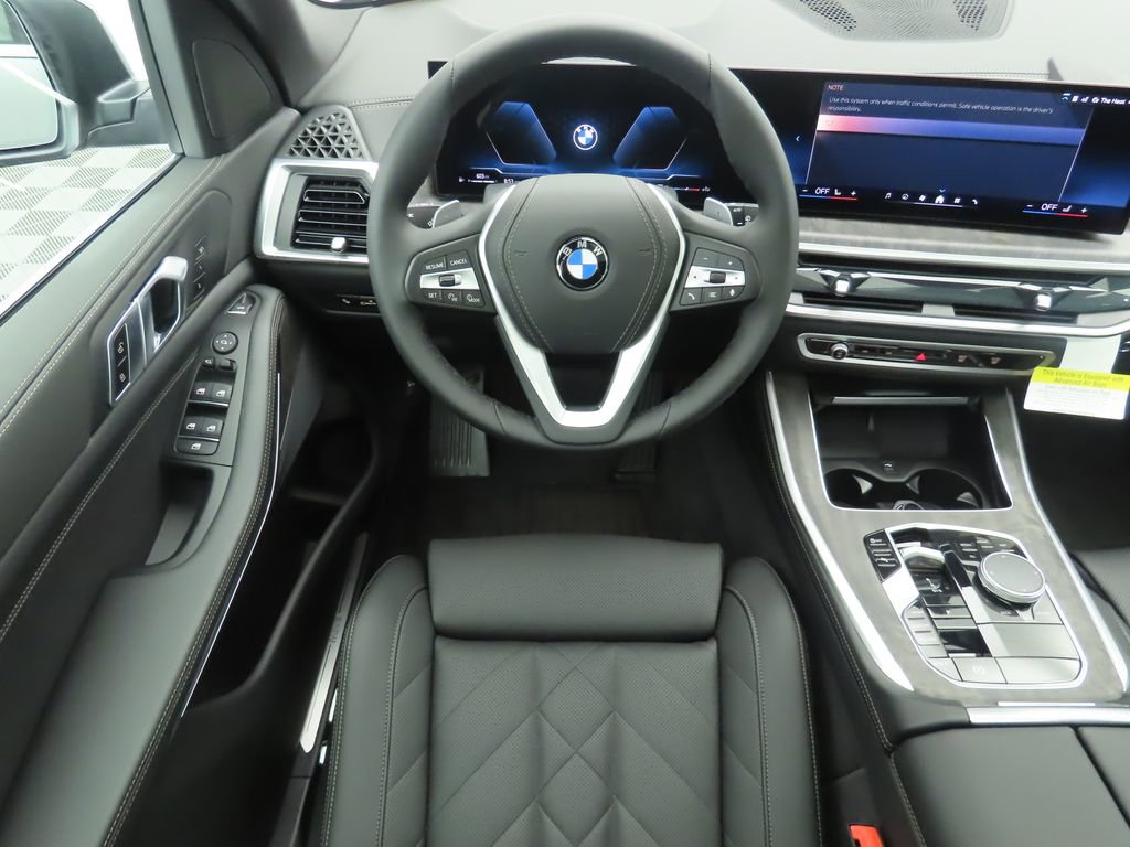 Certified 2026 BMW X5 sDrive40i w/ Parking Assistance Package RWD image 11