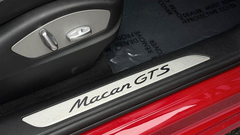 Used 2017 Porsche Macan GTS AWD/4WD image 38