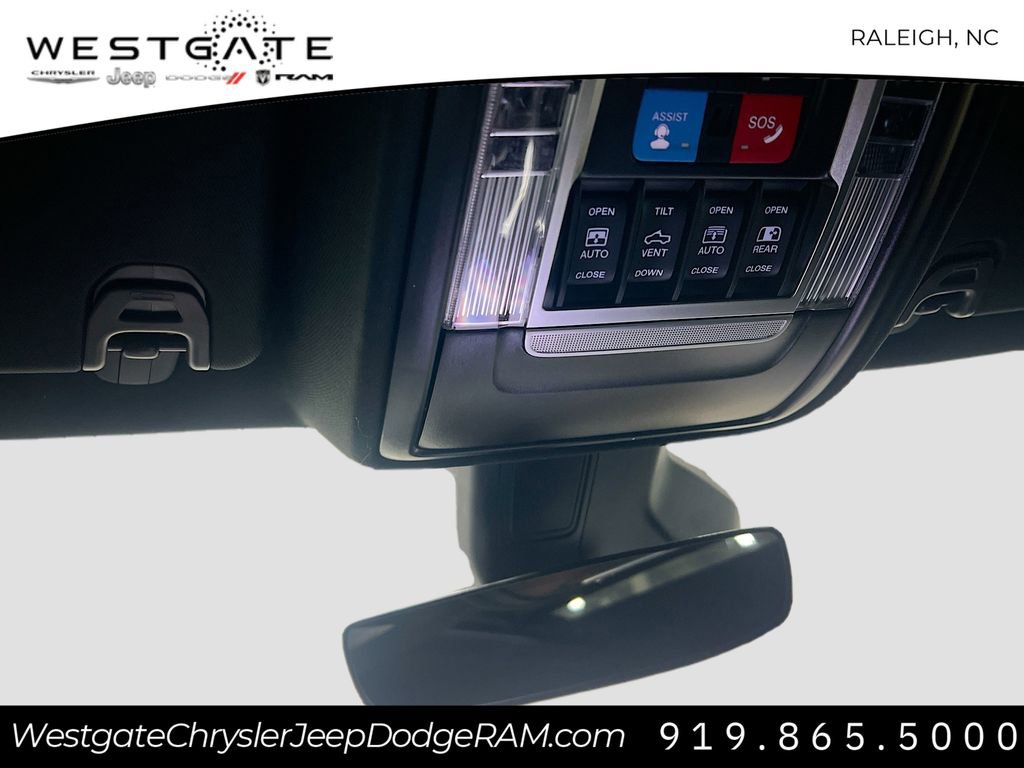 New 2026 RAM 1500 4x4 Crew Cab image 17