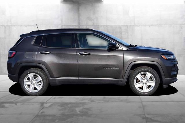 Used 2022 Jeep Compass Latitude w/ Convenience Group image 5