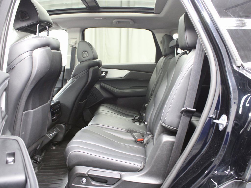 Used 2023 Acura MDX SH-AWD w/ Technology Package image 10