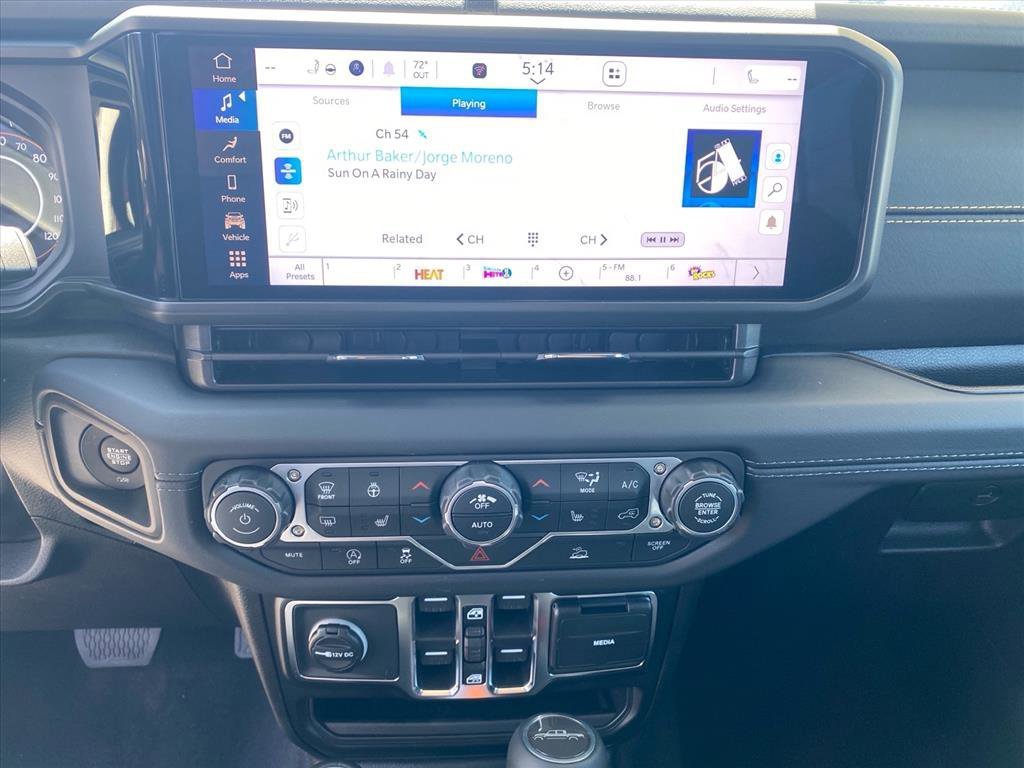New 2026 Jeep Gladiator Sport AWD/4WD image 7