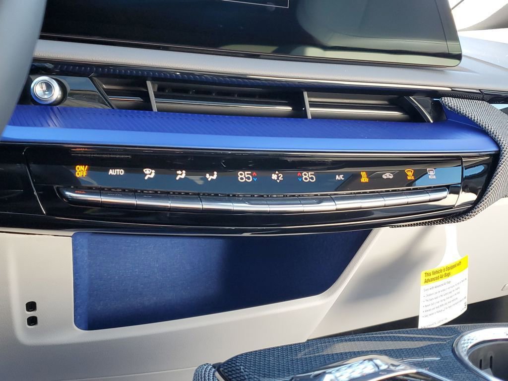 New 2026 Cadillac Optiq Sport 1 w/ LPO, Floor Liner Package image 17