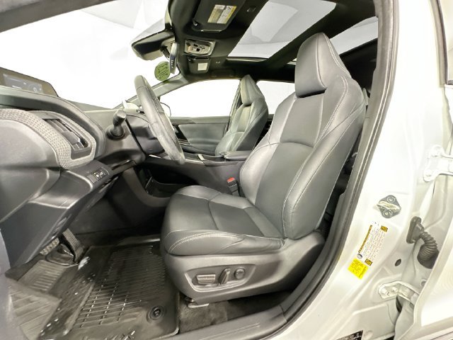 Used 2023 Toyota bZ4X AWD w/ Weather Package image 4