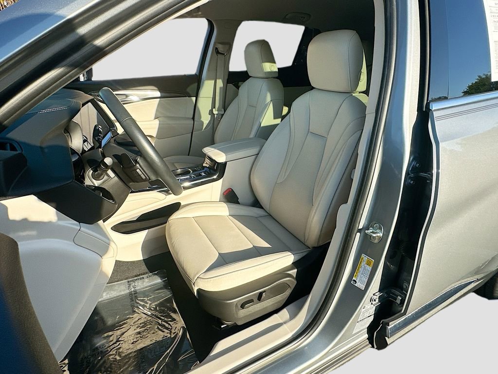 Used 2023 Buick Envision Essence image 20