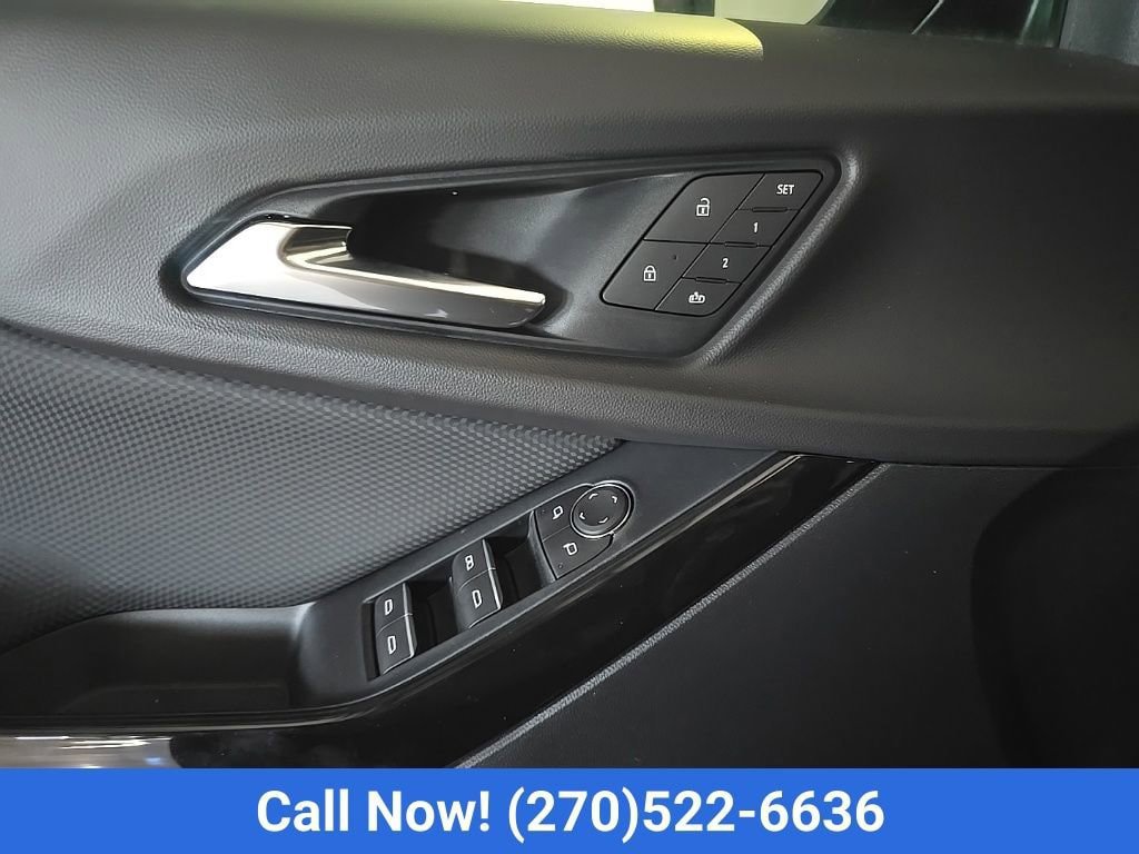 New 2026 Chevrolet Equinox RS w/ Convenience Package III FWD image 13