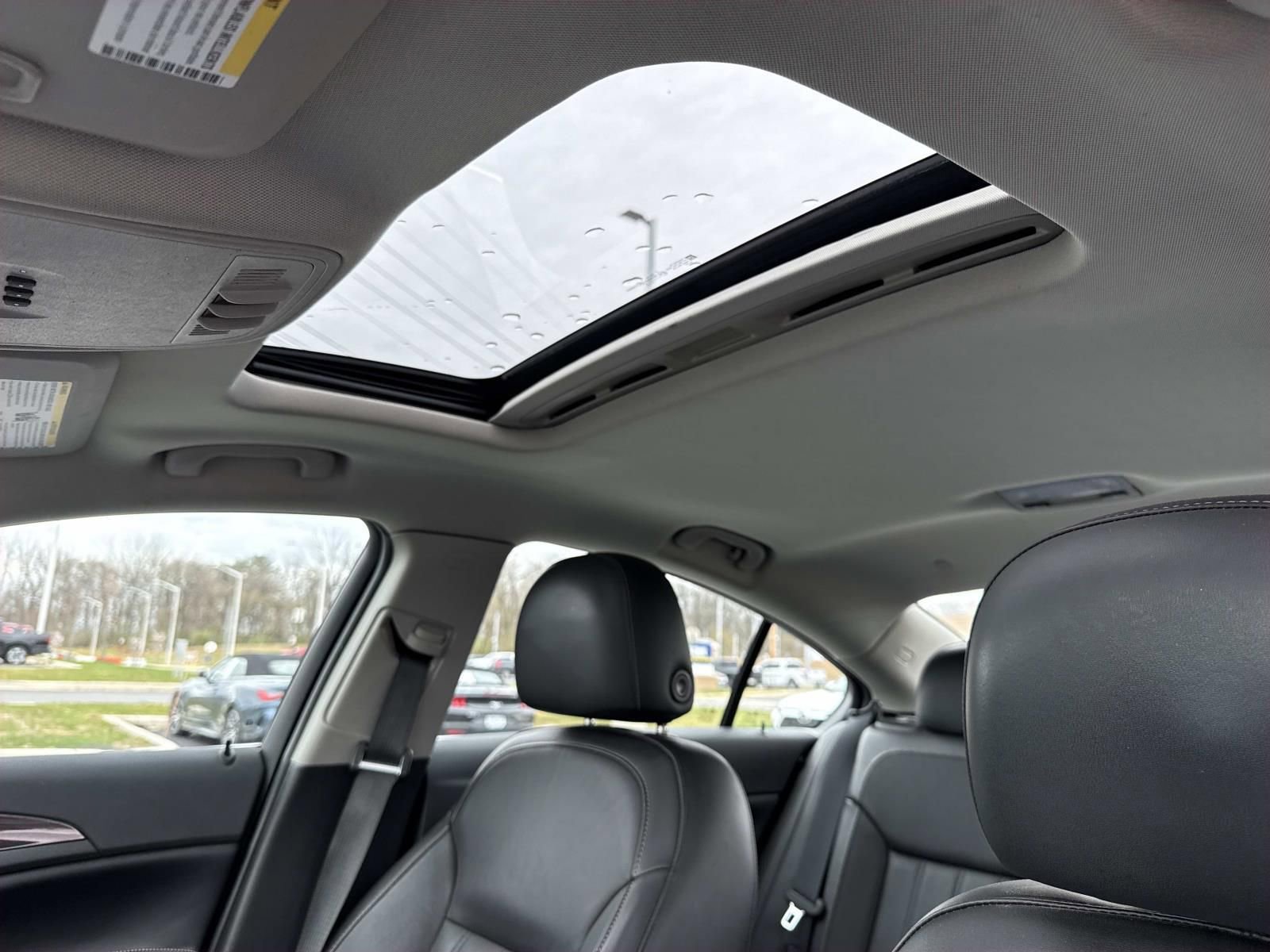 Used 2016 Buick Regal Premium w/ Driver Confidence Package #1 FWD image 9